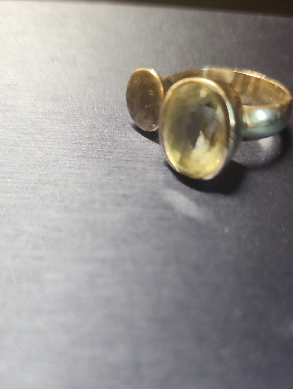 Beautiful 925 Silver Sterling Open Band Ring with  Rare light green Gemstone - Picture 4 of 6